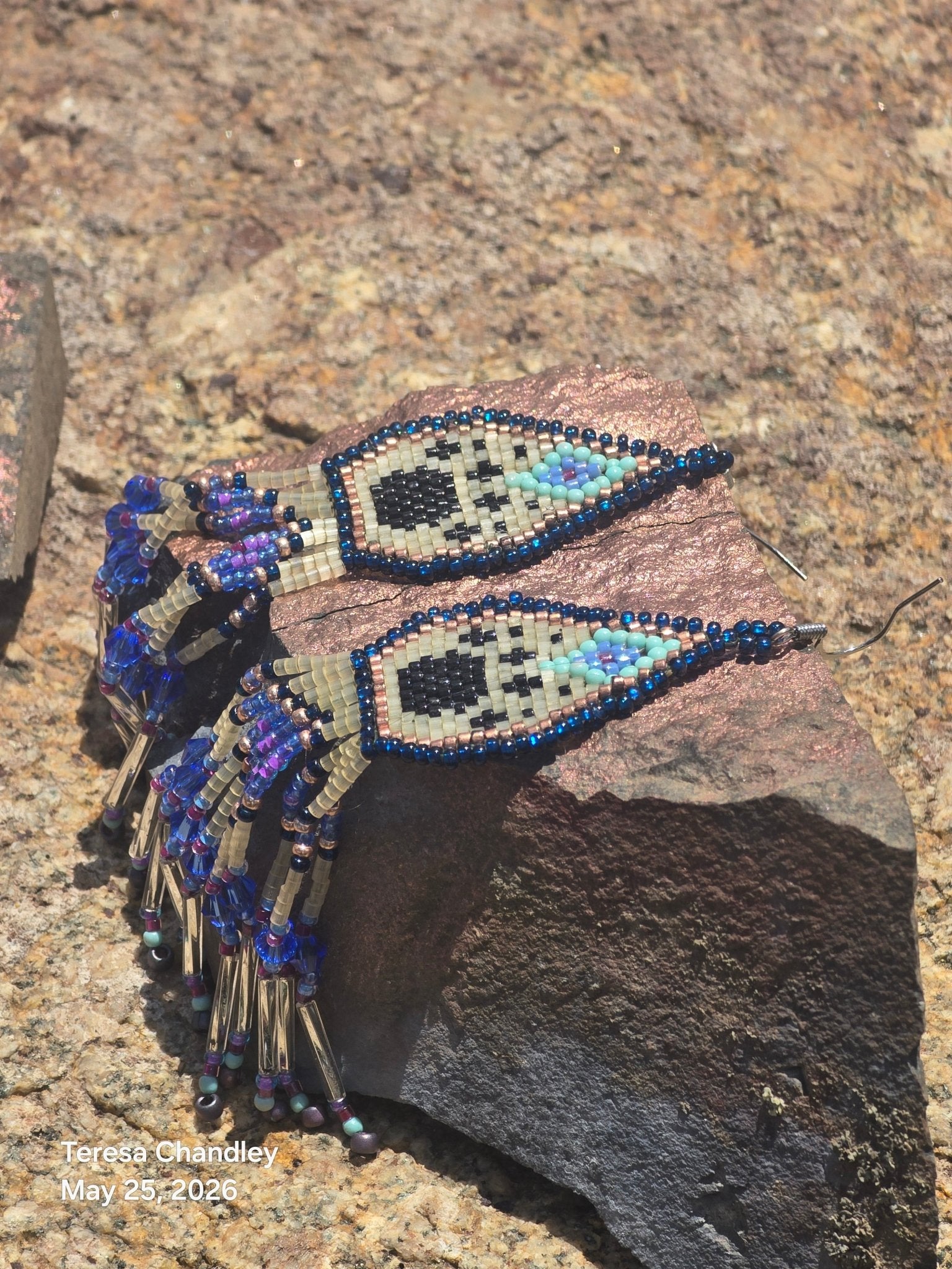 product_beaded jewelry - shop_name Li Moosh Shway Hummingbird Studio